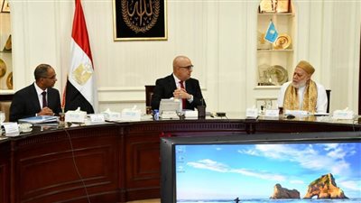 وزير الإسكان يؤكد أهمية دور البحث العلمي في تطوير أداء قطاع مياه الشرب والصرف الصحي