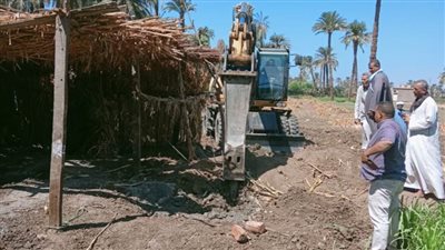 إزالة 19حالة تعد على أملاك دولة وزراعة بمركزي أبوتيج وأسيوط