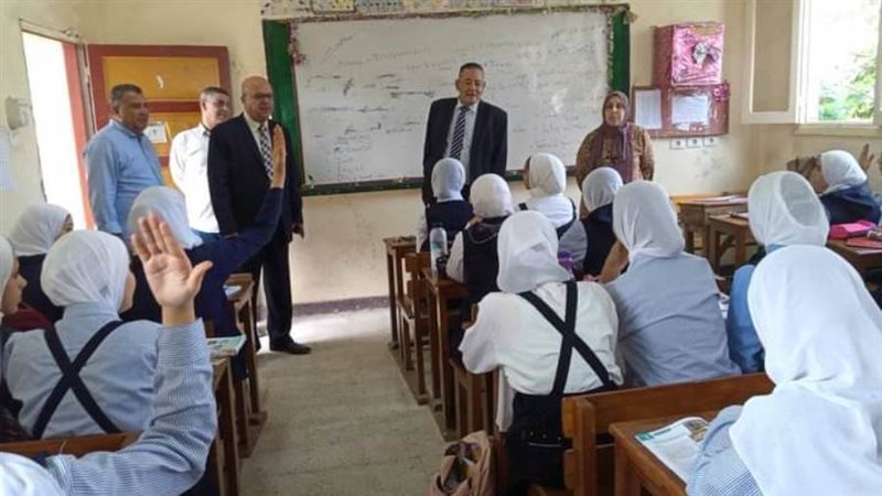 الديب فى جولة مفاجئة