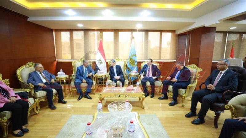 خلال اللقاء