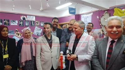 مجسمات تمثل معركة أكتوبر ومعرض للملابس المجانية بكفر الشيخ