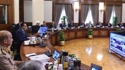 مجلس الوزراء يوافق على مشروع قانون بشأن منح بعض التيسيرات للمصريين المقيمين في الخارج