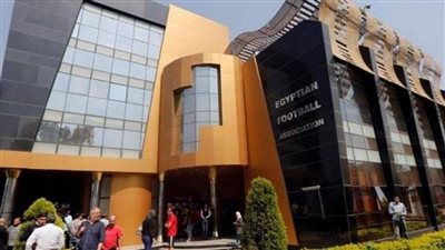 أزمة جديدة تضاف إلى أزمات الحكام قبل بداية الموسم الجديد