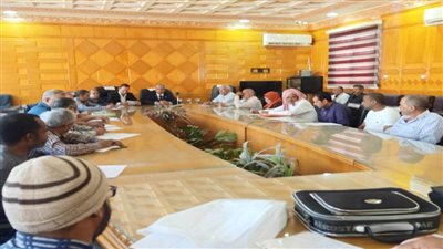 تنفيذي الحسنة يناقش مشكلات المواطنين ويوجه بحلها