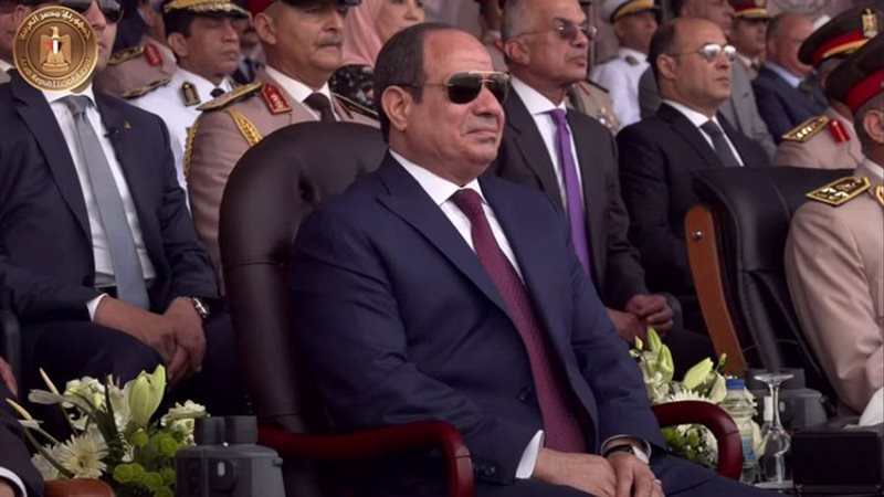 الرئيس السيسي يشهد