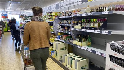 استطلاع: الخوف من غلاء المعيشة مصدر القلق الأول في ألمانيا