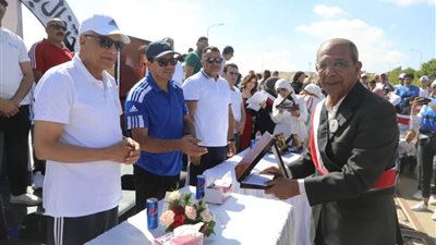 وزير الشباب ومحافظ الجيزة يشاركان في الاحتفال بالذكرى ٤٩ لنصر أكتوبر العظيم