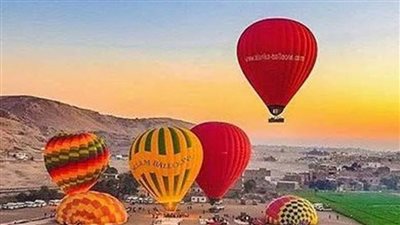 تحليق 35 رحلة بالون على متنها 720 سائحا بالأقصر
