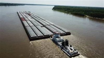 الجيش الأمريكي يتدخل في نهر المسيسيبي بعد شحوط السفن