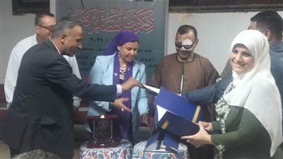 وسط حضور جماهيري بقرية منية شبين.. قصور الثقافة تكرم أبطال اكتوبر