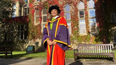 جامعة مانشستر البريطانية تمنح أماني أبوزيد الدكتوراه الفخرية لجهودها التنموية في إفريقيا