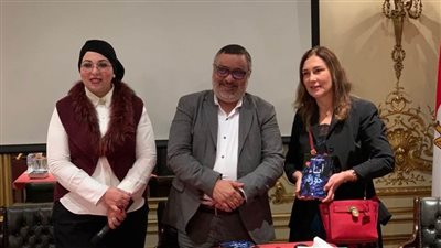 المكتب الثقافي المصري بلندن يقيم ندوة 