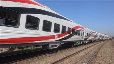 وزير النقل: منح اشتراكات لطلبة المدارس والجامعات والمعاهد على القطارات (الروسى)