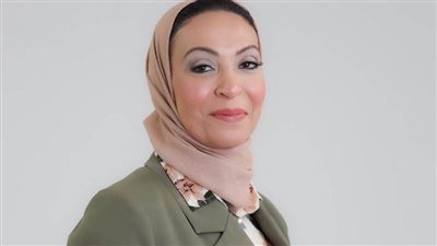 نهاد فاروق: المرأة تعمل في 66% من وظائف العالم وتمتلك 1% من الموارد الاقتصادية 