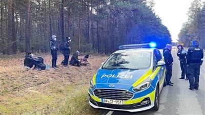 التشيك: عمليات التفتيش على الحدود مع سلوفاكيا قد تستمر بعد 28 أكتوبر الجاري