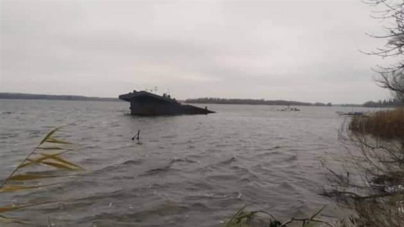 زورق أوكراني مدمر