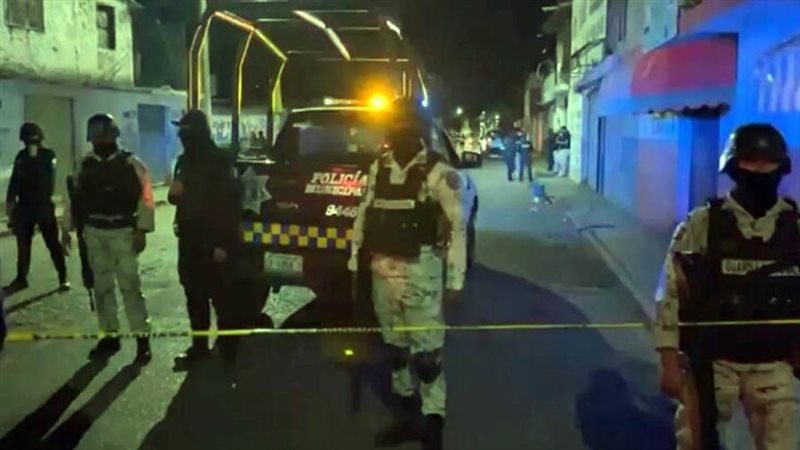 إطلاق نار داخل حانة