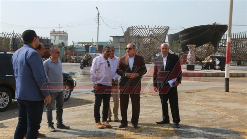 جولة المحافظ