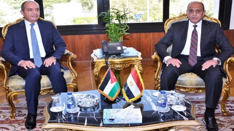 الفريق عباس حلمي