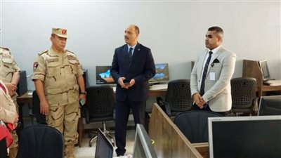 وكيل تعليم الإسكندرية يتفقد مدارس التكنولوجيا 