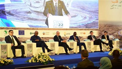 وزير الري يطلق وثيقة 