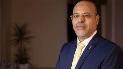 رئيس اتحاد نقابات عمال مصر: الرئيس السيسي حريص على تعظيم الدور المصري بإفريقيا