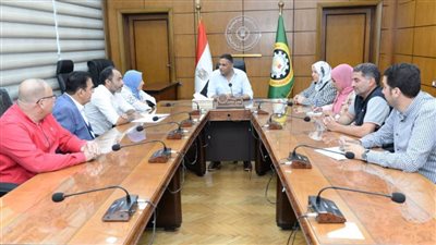 محافظ الدقهلية يستعرض التصميمات النهائية للمحور المروري الجديد بالمشاية