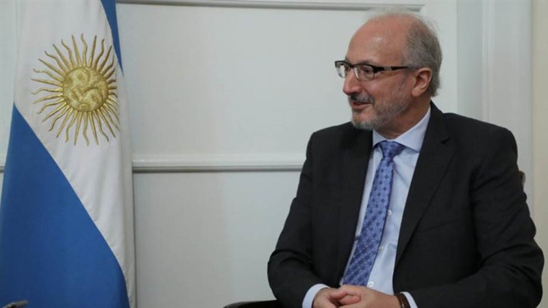 سفير الأرجنتين لدى