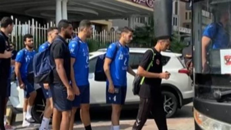 يد الأهلي لخوض المران