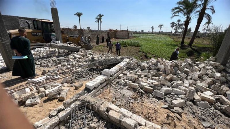 إزالة 29 حالة تعدي