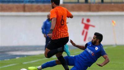 البنك الأهلي يتعادل مع فاركو 