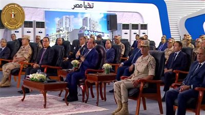الرئيس السيسي يفتتح مصنع الرمال السوداء بكفر الشيخ