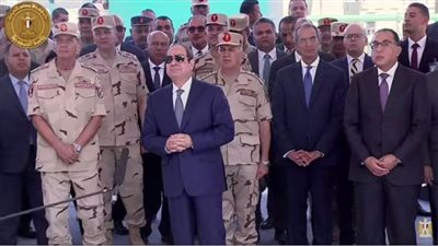 الرئيس السيسي : فكرة مشروع الرمال السوداء بدأت منذ خمس سنوات 