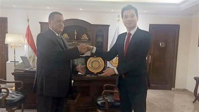 وزير التنمية المحلية يبحث مع سفير كوريا الجنوبية سبل تعزيز التعاون بين البلدين