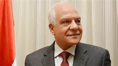 محافظ الجيزة يوجه إنذارًا لمدير مدرسة كهرباء بأوسيم للتقصير في متابعة حالة المدرسة بمحيطها الخارجي