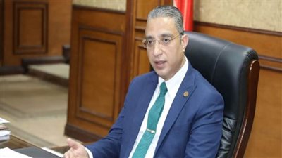  محافظ الفيوم يتابع آليات تنفيذ المرحلة الأولى للمخازن الاستراتيجية بمنطقة دمو