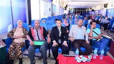 جامعة سوهاج تحتفل باليوم العالمي للعصا البيضاء