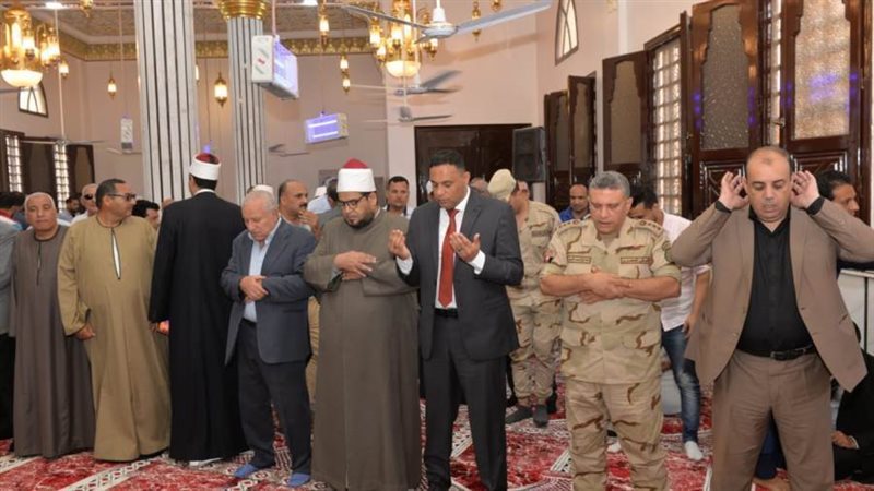 أداء صلاة الجمعة