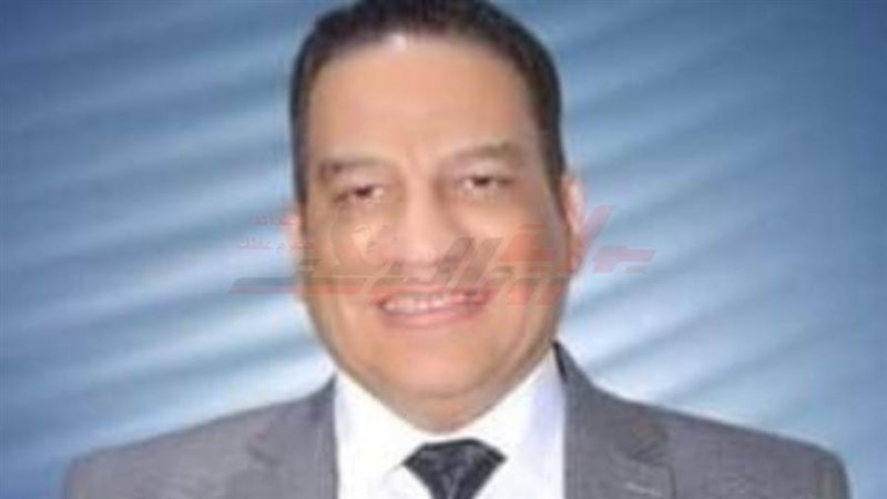 الدكتور عادل عبده