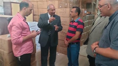 تسليم 15 ألفًا و300 تابلت لطلاب الصف الأول الثانوي العام ببنى سويف