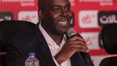 ديفيد ديفيز يوجّه رسالة شكر إلى جماهير الأهلي