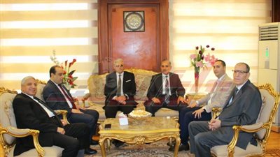 محافظ كفر الشيخ يقدم التهنئة لرئيس هيئة النيابة الإدارية الجديد