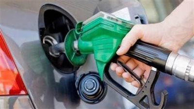    قيادات حزبية: تثبيت أسعار الوقود يؤكد حرص الرئيس على تحصين المواطن ضد الأزمة الاقتصادية