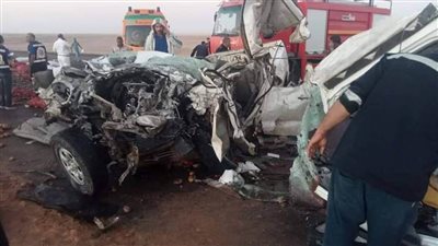 إصابة 6 في تصادم سيارتين في الوادي الجديد  