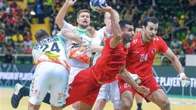 النشرة الرياضية| رجال يد الأهلي يلعبون على البرونزية وإساءة تصرف رونالدو ومؤتمر ديفيد ديفيز