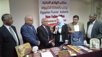 افتتاح المهرجان الأول للحرف التراثية والتقليدية اليدوية ومعرض الفن التشكيلي والخط العرب