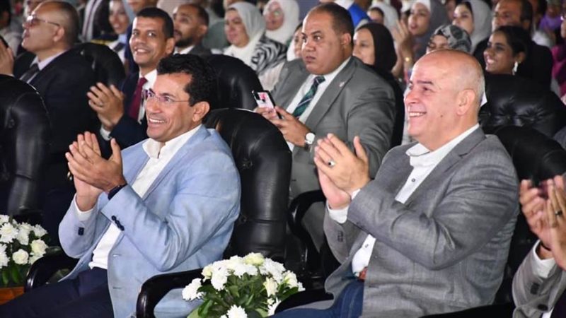 د. أشرف صبحى