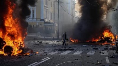 مقتل شخص وإصابة 3 آخرين إثر انفجار عبوة ناسفة في 