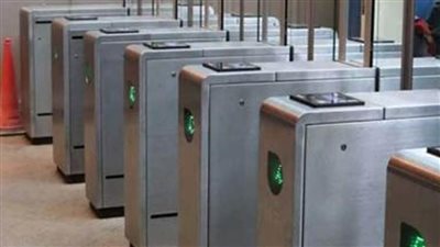 بالفيديو.. خطوات استخدام البوابات الإلكترونية في محطات السكك الحديد