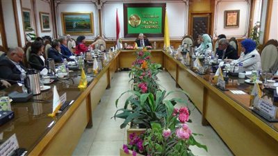 جامعة المنيا: منع تداول الكتاب الجامعي الورقي نهائيًا 